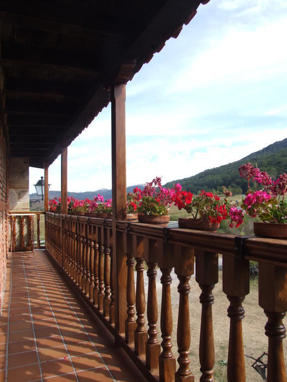 Casa Rural La Toba I Y II Bezana Bilik gambar