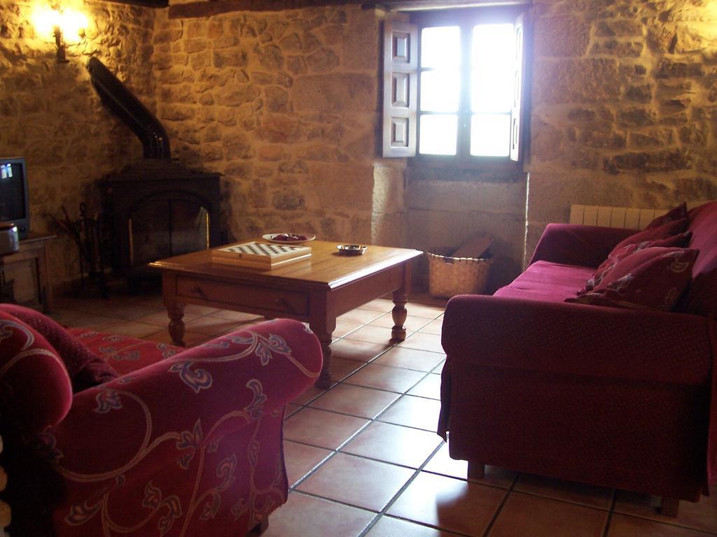 Casa Rural La Toba I Y II Bezana Bilik gambar